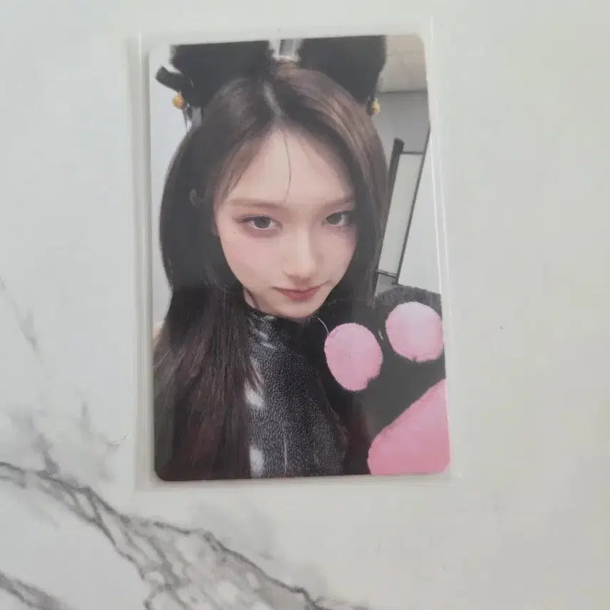 [BUNJANG] IVE Leeseo Re-vive Apple Music 2nd Edition Cat Paw Photocard / 아이브 리바이브 애플뮤직2차 아이브다냥 이서