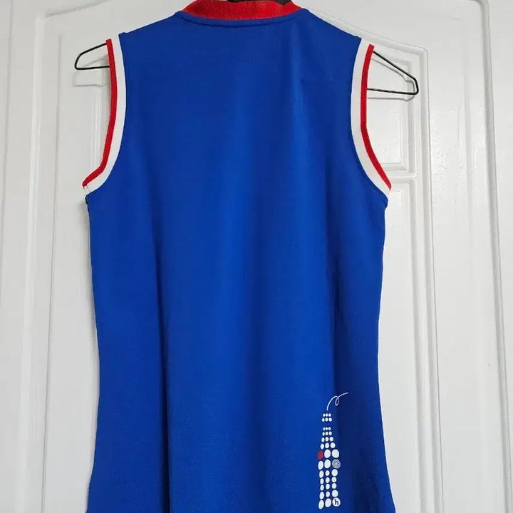 [BUNJANG] Hazzys Golf Sleeveless Golf T-shirt / 헤지스 골프 앞뒤멋짐 민소매 골프웨어 골프티셔츠 나시티