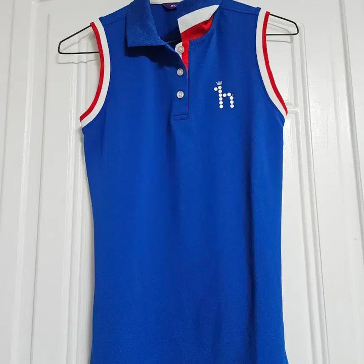 [BUNJANG] Hazzys Golf Sleeveless Golf T-shirt / 헤지스 골프 앞뒤멋짐 민소매 골프웨어 골프티셔츠 나시티