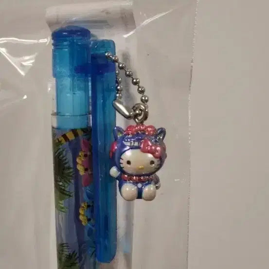 [BUNJANG] Sanrio Hello Kitty Okinawa Limited Edition Ballpoint Pen with Shisa Strap / 고전 키티 오키나와 지역 한정 볼펜 시사 시샤 키티 스트랩