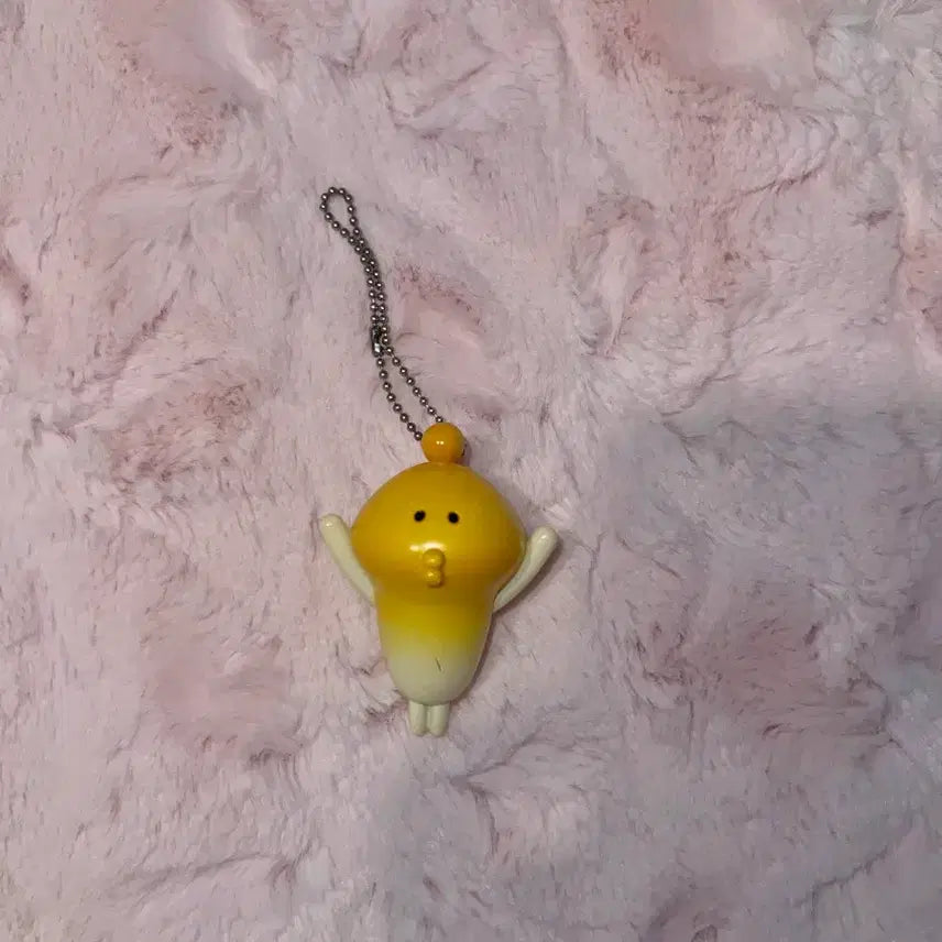 [BUNJANG] Yellow Nameko Mascot Keychain Strap / 노란 나메코 키링 스트랩