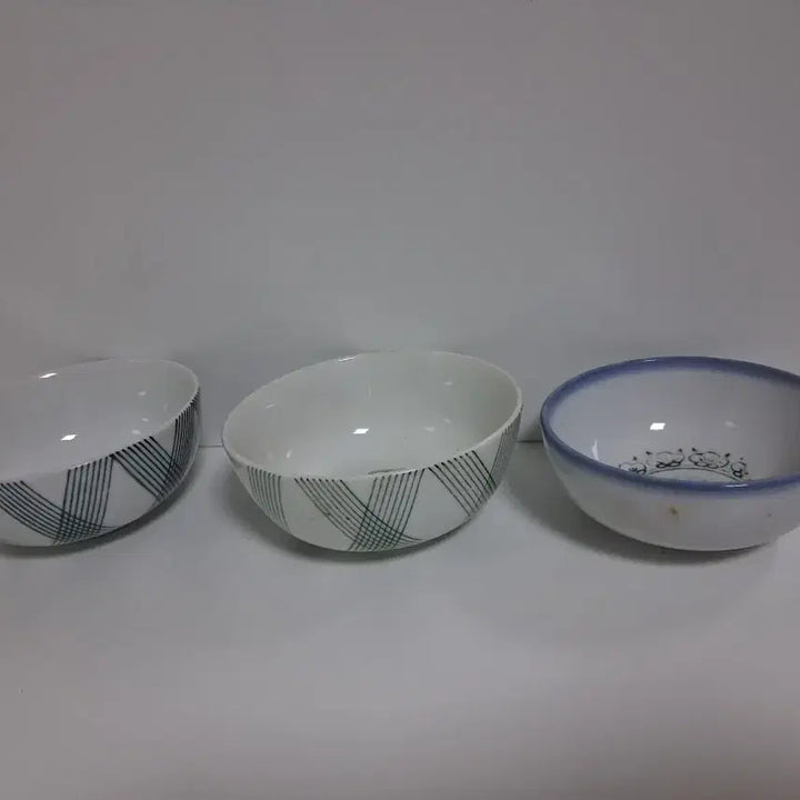 [BUNJANG] Haengnamsa Apricot Blossom Why-Sagi Ware Set (Rare) / 행남사살구꽃 /왜사기그릇3p  희귀템