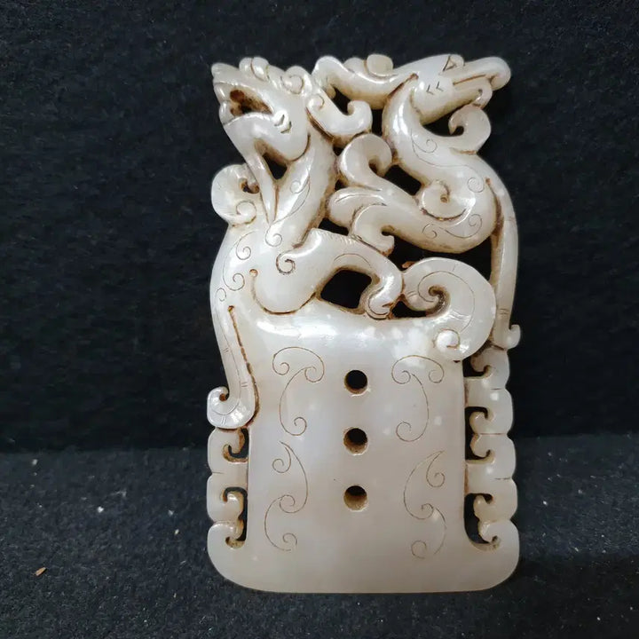 [BUNJANG] Excavated White Jade Imperial Seal of Authority / (수원만물)출토 왕위를 상징하는 화전옥 백옥 옥패