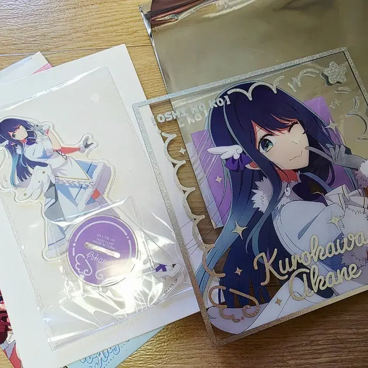 [BUNJANG] Oshi no Ko Ichiban Kuji Akane Acrylic Stand &amp; Clear Shikishi Bundle Set / 최애의 아이 제일복권 아카네 상품 일괄 팝니다