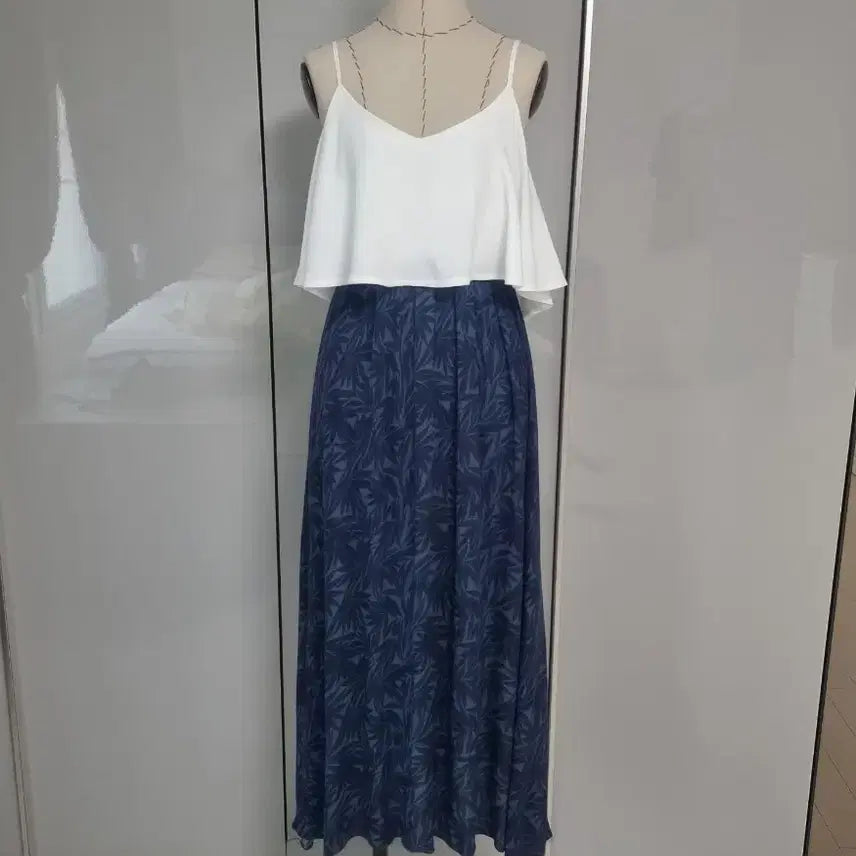 [BUNJANG] Y.M Sleeveless Maxi Dress / Y.M 나시 롱 원피스 Free