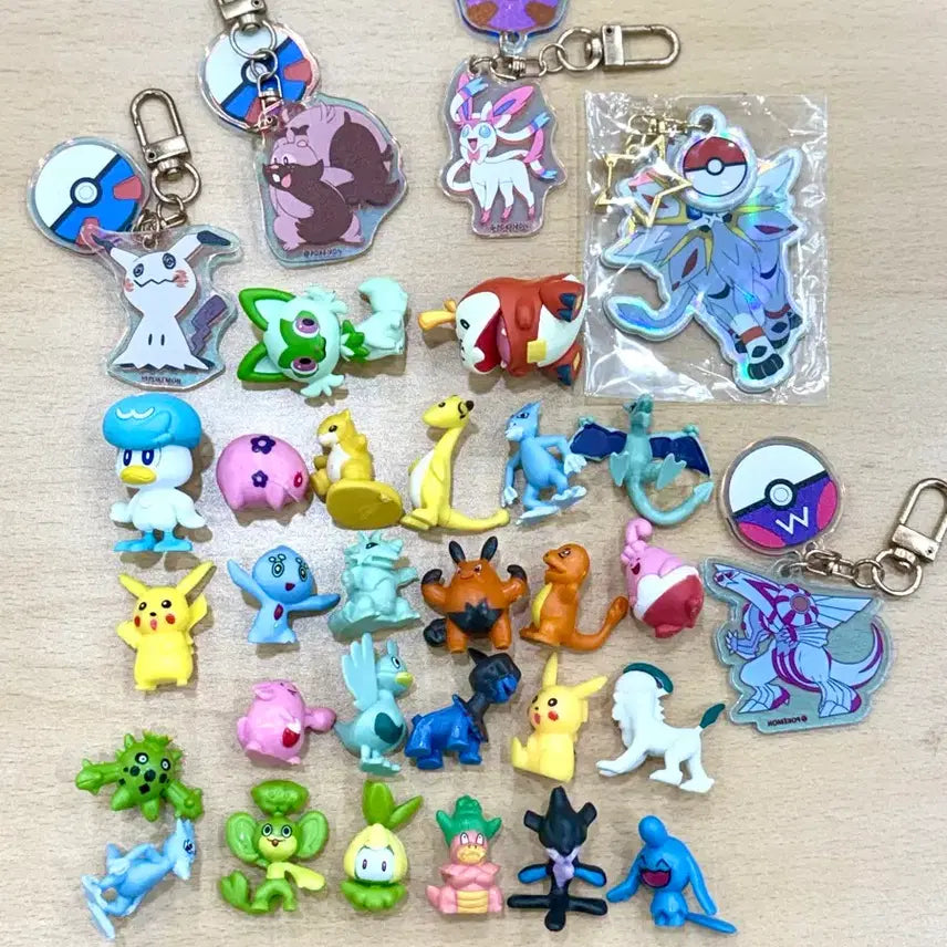 [BUNJANG] Pokemon Rice Ball Miniature Figures &amp; Keychains Gacha Set (210+ Pieces) / 포켓몬스터 쌀알 소형 미니어쳐처 피규어&amp;키링가챠세트 210개 이상 일괄
