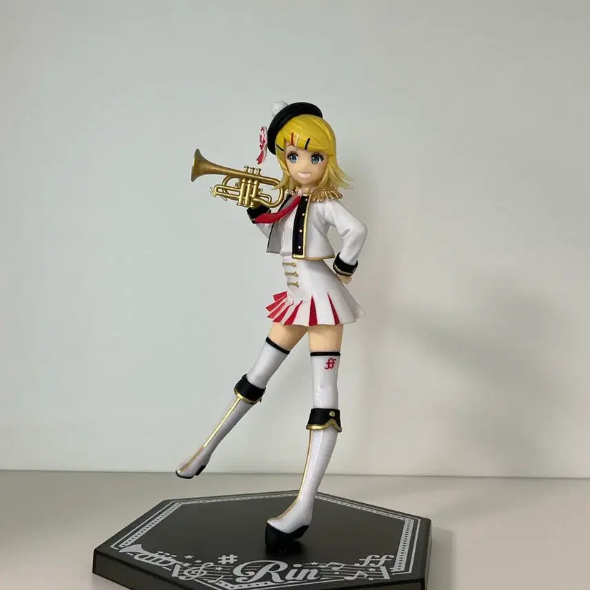 [BUNJANG] Kagamine Rin Winter Live Figure / 카가미네 린 윈터 라이브 피규어 타이토