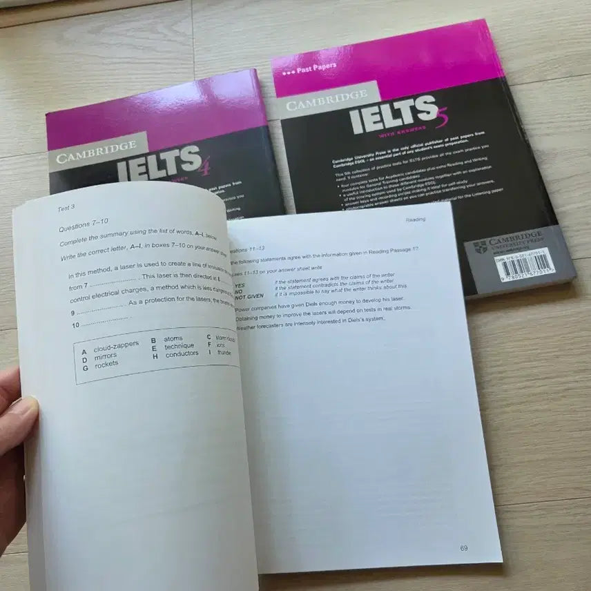 [BUNJANG] Cambridge IELTS 4, 5, 8, 9, 11 Practice Test Books Bundle / 아이엘츠 4, 5, 8권 +9, 11
