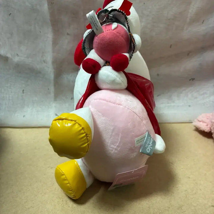 [BUNJANG] Hello Kitty Raincoat Plush Doll / 헬로키티 우비 인형