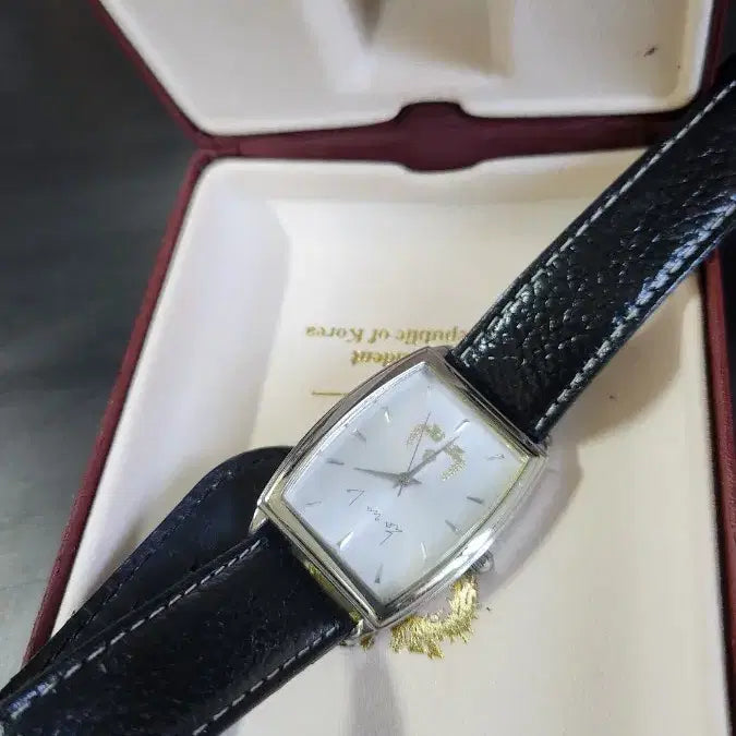 [BUNJANG] Lee Myung-bak Watch / 이명박 시계