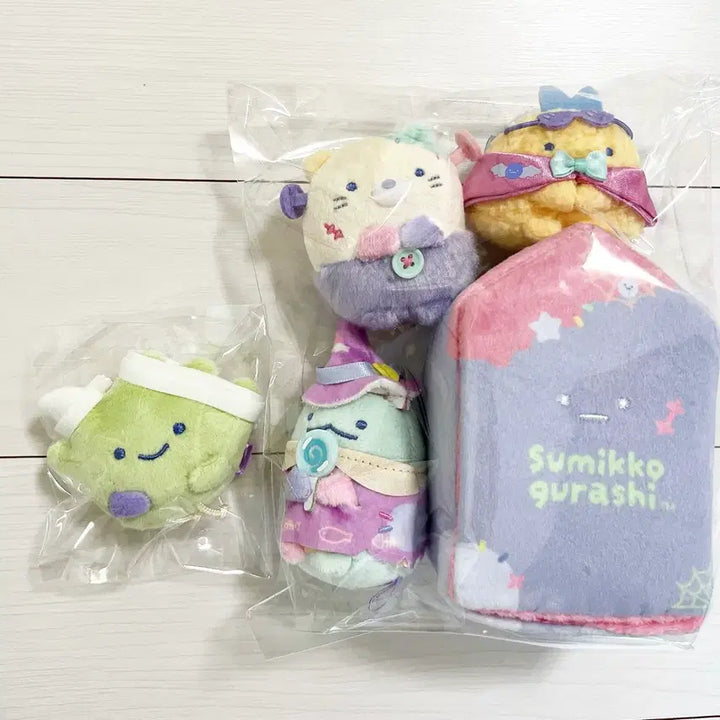 [BUNJANG] Sumikko Gurashi Halloween Set - Tokage, Jassu, Neko, Ahji Set / 스밋코구라시 수주한정 할로윈 세트 - 토카게 잣소 네코 아지 세트