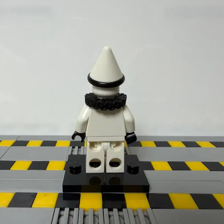[SOLD OUT] 레고 슬픈 광대 미니피규어(!)