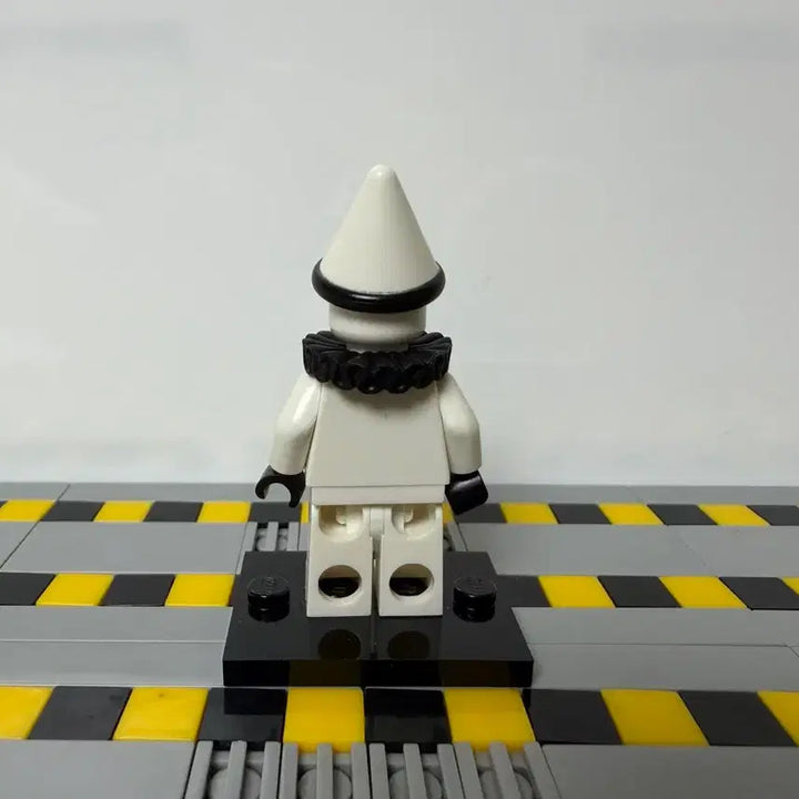 [SOLD OUT] 레고 슬픈 광대 미니피규어(!)