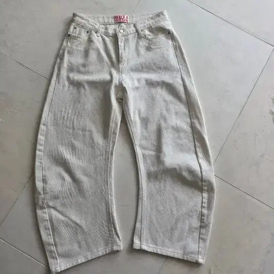 [BUNJANG] OOTD ORGN White Wide Curved Denim Pants Large / OOTD ORGN 화이트 와이드 커브드 데님 팬츠 라지사이즈