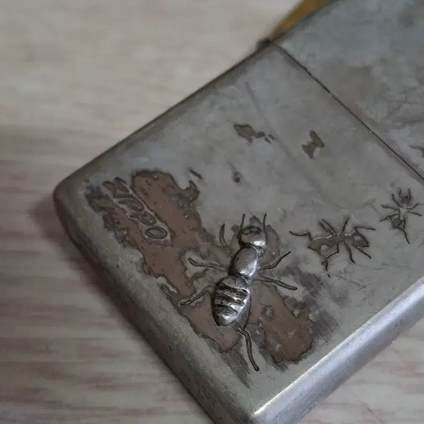 [BUNJANG] Zippo Vintage Ant Pattern Lighter / 지포라이터  Zippo 빈티지 개미 패턴