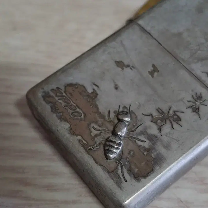 [BUNJANG] Zippo Vintage Ant Pattern Lighter / 지포라이터  Zippo 빈티지 개미 패턴