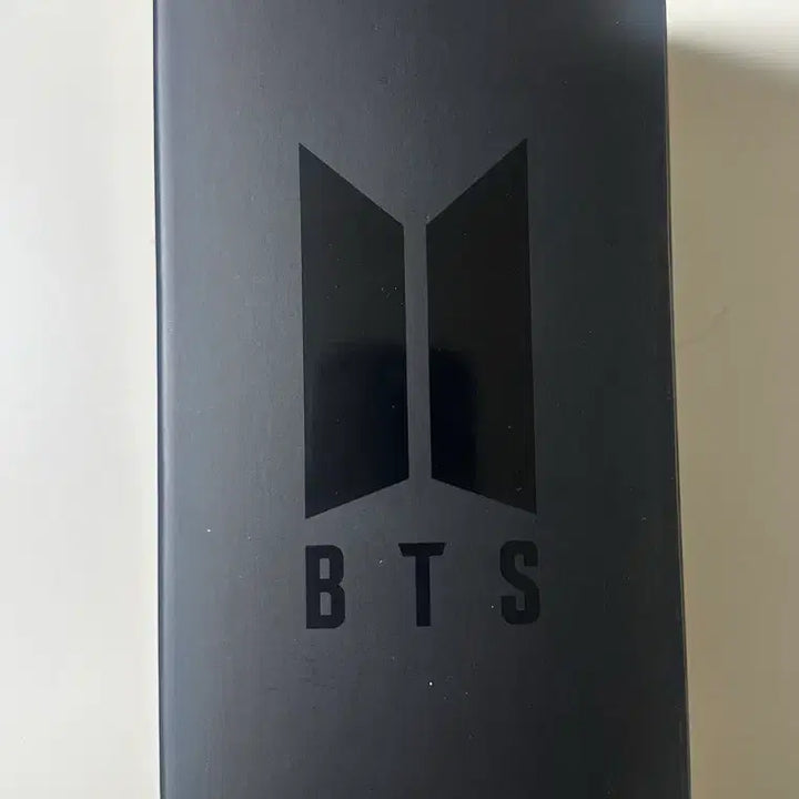 [BUNJANG] BTS ARMY BOMB Version 4 Photocard Holder (Sealed) / BTS 방탄 사미밤 아미밤4 Army Bom(미개봉)