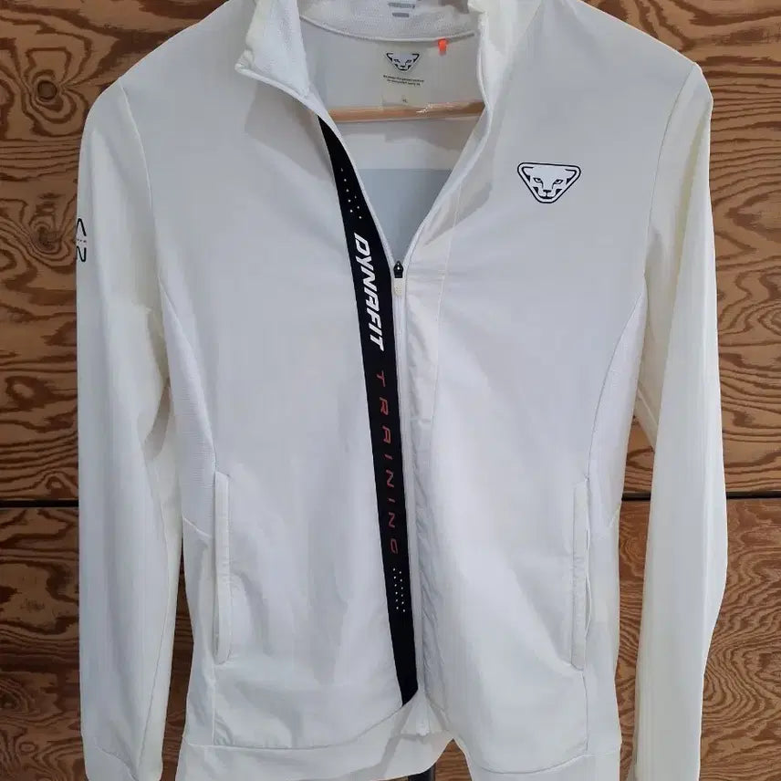 [BUNJANG] Dynafit Training Jacket White / 디나핏 트레이닝 자켓 화이트