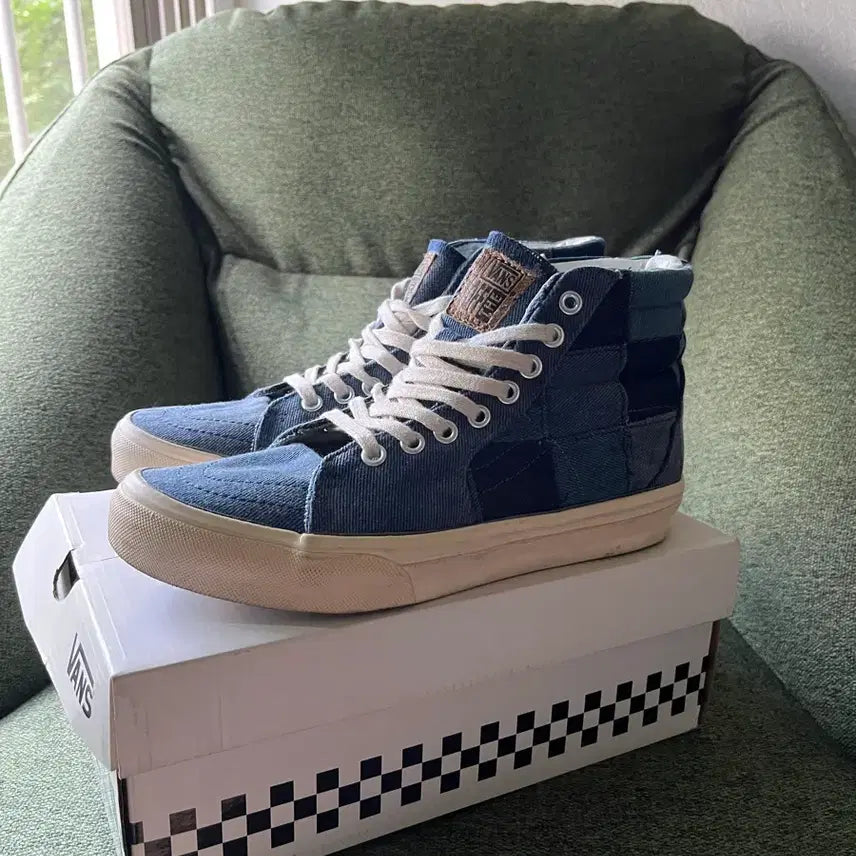 [BUNJANG] Vans Sk8-Hi Denim Blue Sneakers (260mm) / 반스 스케이트 하이 데님 블루