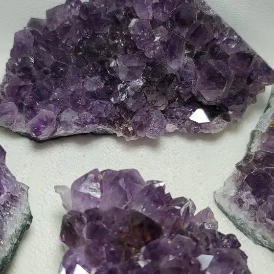[BUNJANG] Amethyst Crystal Chunks (8 Pieces) / 자수정조각(8조각)