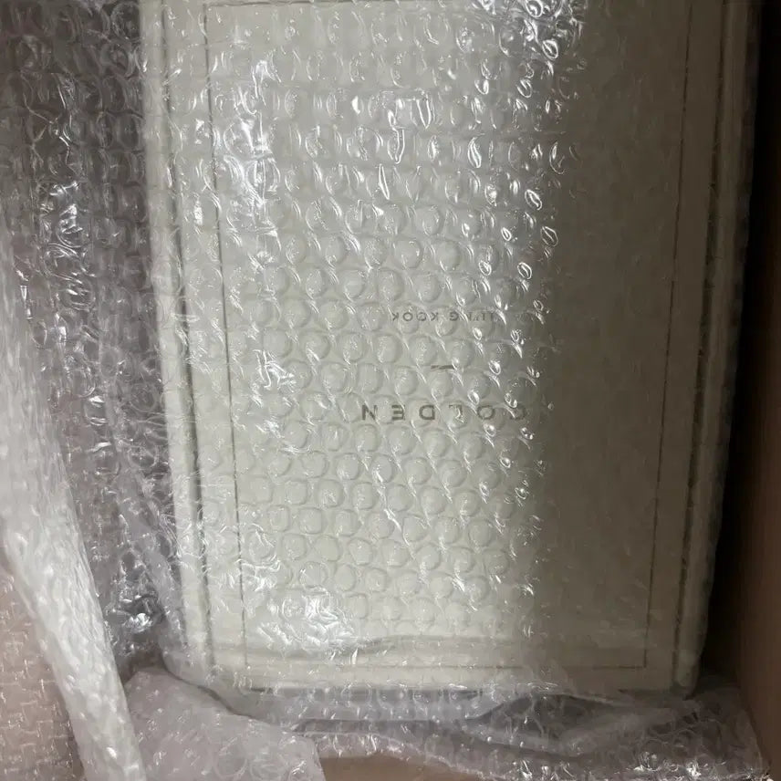 [BUNJANG] BTS ARMY Membership Merch Box 