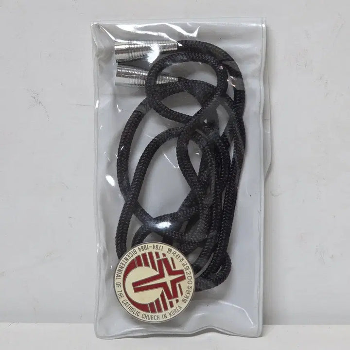 [BUNJANG] 1984 Catholic Church 200th Anniversary Papal Visit Commemorative Necklace Tie / 1984년 천주교 200주년 기념 교황성하방한기념 목걸이 넥타이 성물