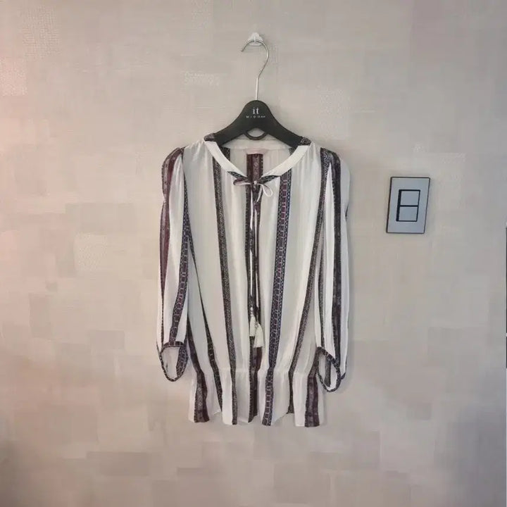 [BUNJANG] Olivia Hassler Ribbon Blouse / 올리비아하슬러 리본 블라우스 85