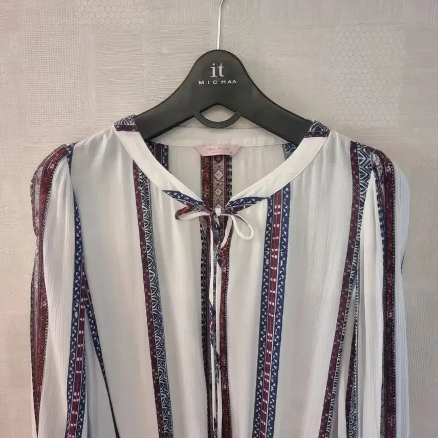 [BUNJANG] Olivia Hassler Ribbon Blouse / 올리비아하슬러 리본 블라우스 85