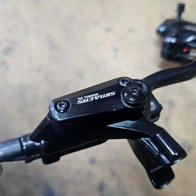 [BUNJANG] Shimano Right Brake Set for Biagio V5 &amp; V6 / 비아지오 V5&amp;V6전용 우측 시마노 브레이크셋트