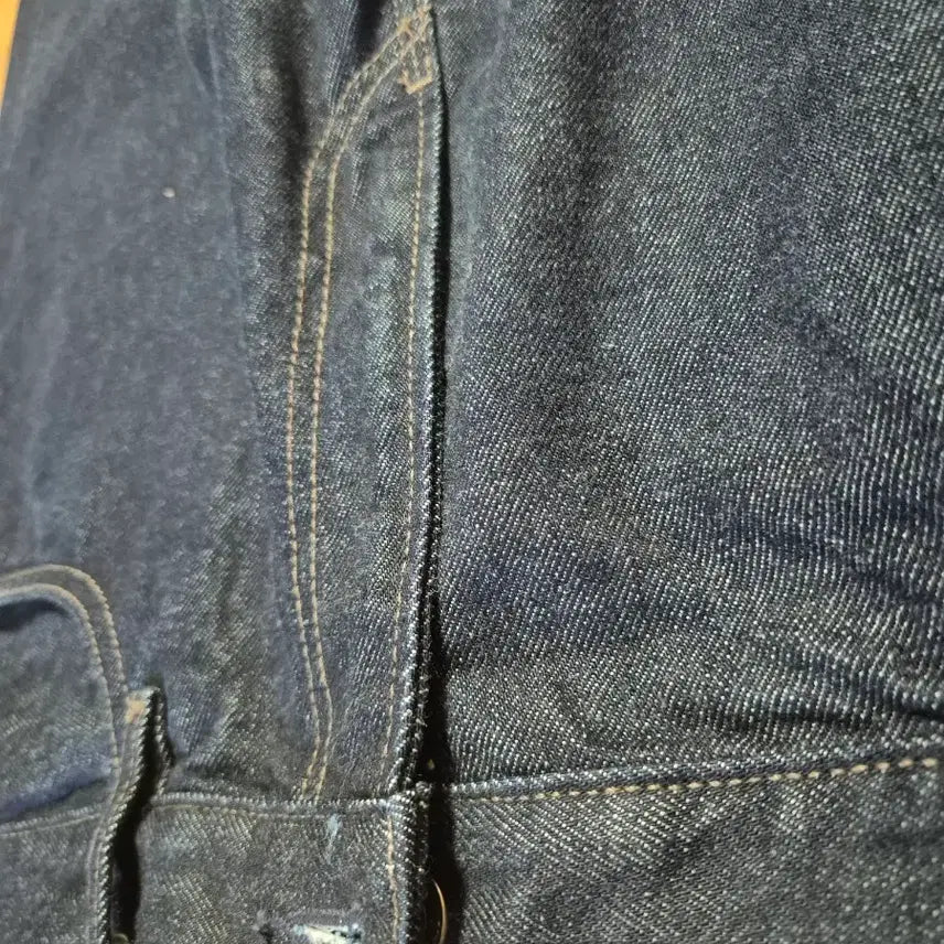 [BUNJANG] Uniqlo JWA Selvedge Straight Jeans / (35) 유니클로 jwa 스트레이트진 셀비지