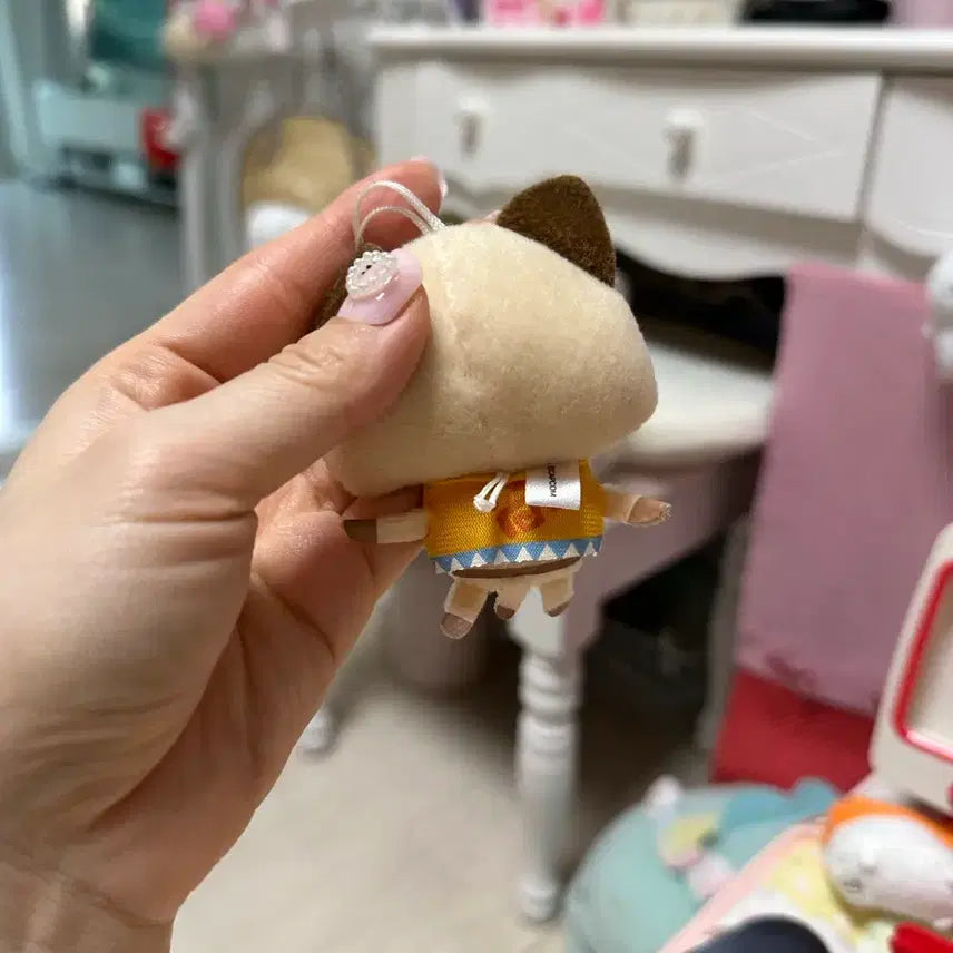 [BUNJANG] Monster Hunter Ailou Plush Keychain / 몬스터헌터 아이루 납작인형 키링