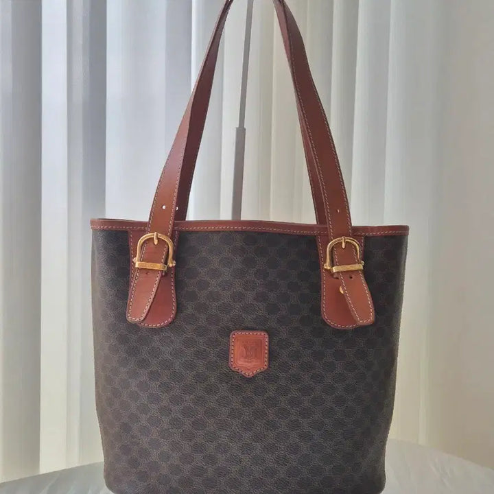 [BUNJANG] Celine Macadam Triomphe Shoulder Bag Bucket Bag Tote Bag / 셀린느 마카담 트리옹프 숄더백 버킷백 토트백