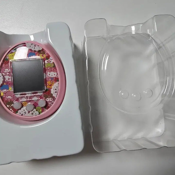 [BUNJANG] Tamagotchi Meets Sanrio Pink Full Box / 다마고치 미츠 산리오 핑크 풀박스