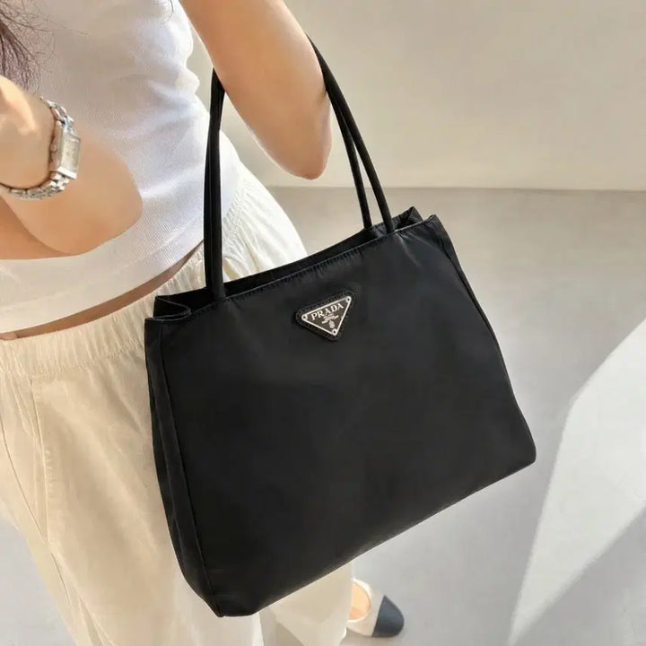[BUNJANG] Prada Pocono Nylon Triangle Logo Tote Bag Shoulder Bag / 프라다 포코노 삼각 로고 나일론 토트백 숄더백
