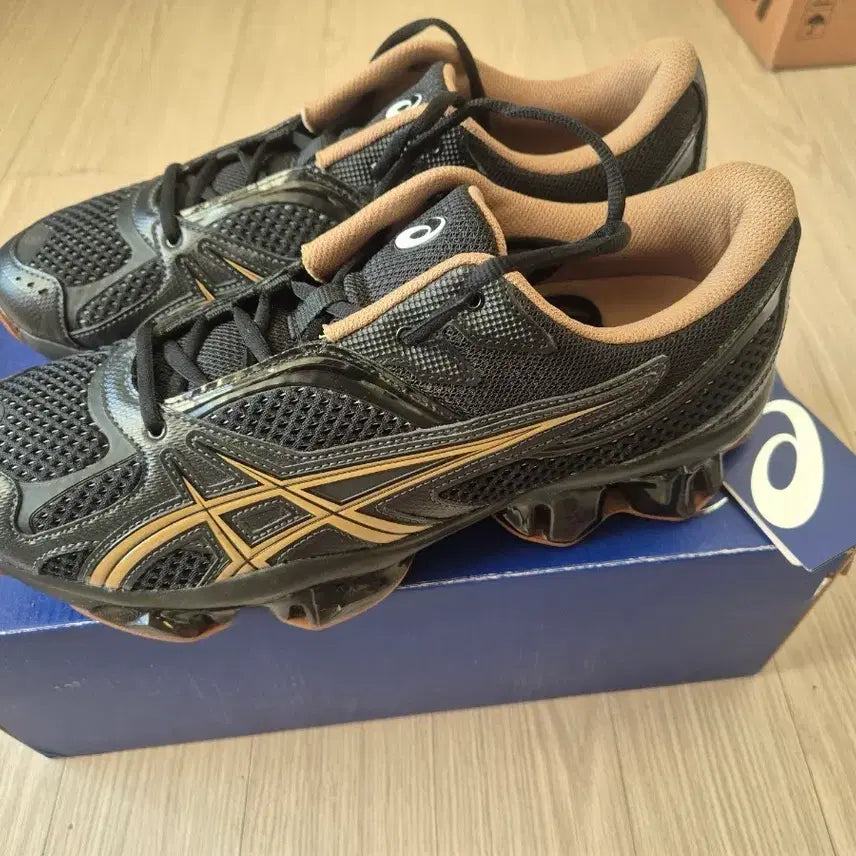 [BUNJANG] ASICS Gel-Quantum Kiko Kostadinov Black Brown Shoes 285 / 새상품) 아식스 젤 퀀텀 키코 지엔치아 블랙브라운 285
