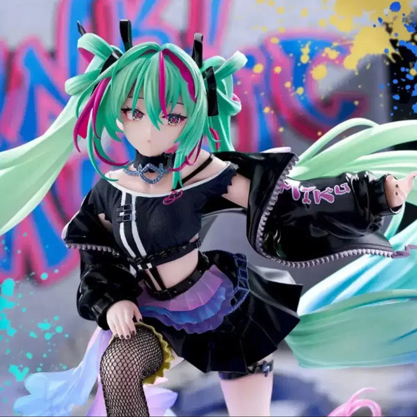 [BUNJANG] Sega Hatsune Miku Figureism Punk Miku Figure (Sealed) / [미개봉] 세가 하츠네 미쿠 피규어리즘 펑크 미쿠 피규어