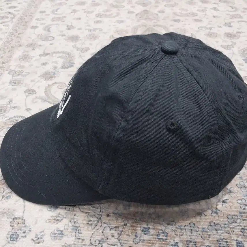 [BUNJANG] Benetton Logo Black Ball Cap / BENETTON 베네통 로고 블랙 볼캡 F