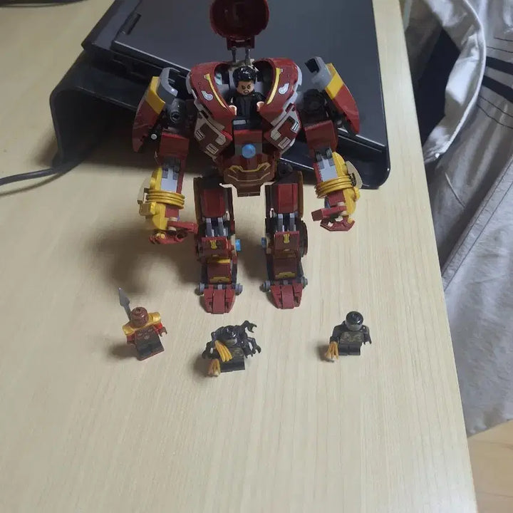 [BUNJANG] LEGO Marvel Avengers Hulkbuster 76247 / 정품 레고 헐크버스터76247