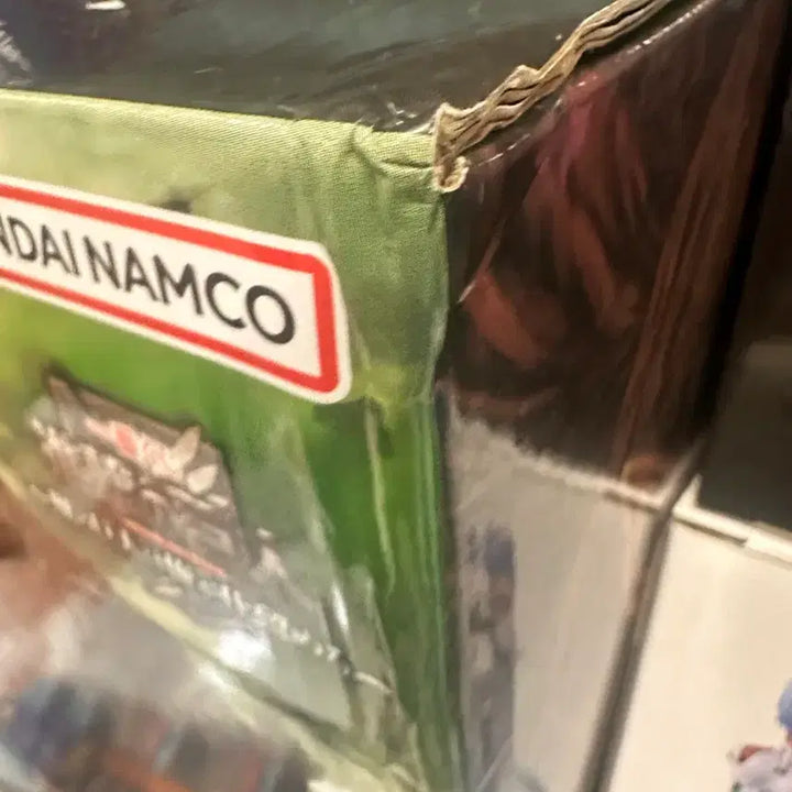 [BUNJANG] Attack on Titan Beast Titan A Prize Figure (Sealed, Dented Box) / 짐승거인 A상(미개봉/찌그러짐)