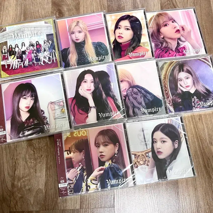 [BUNJANG] IZ*ONE Japan Vampire Album Set - Miyawaki Sakura, Kwon Eun-bi, Kang Hye-won, Choi Ye-na, Jo Yu-ri, Kim Min-ju, Kim Chae-won, Yabuki Nako, Hitomi Honda, Ahn Yu-jin, Jang Won-young / 아이즈원 일본 뱀파이어 앨범 생사진 일괄 양도 원영채원민주유진유리예나혜원