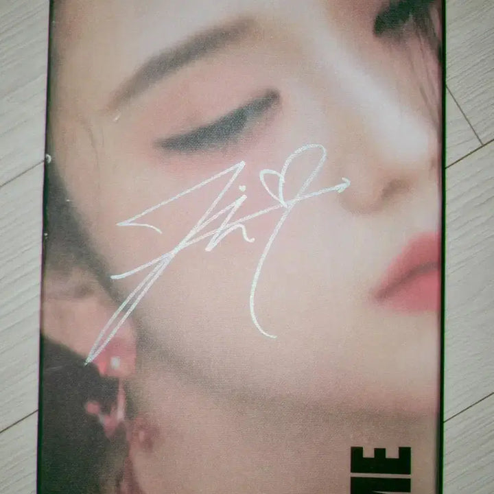 [BUNJANG] Blackpink Jisoo ME Autographed Album Photocard / 블랙핑크 지수 ME 친필 싸인 앨범 포카X