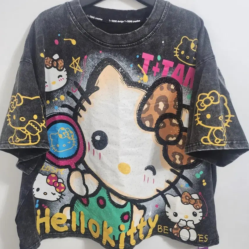 [BUNJANG] Hello Kitty Pigment Tie-Dye Sequin Printing T-Shirt / 헬로키티 피그먼트 타이다이 나염 스팽글 프린팅반팔티 (새상품)