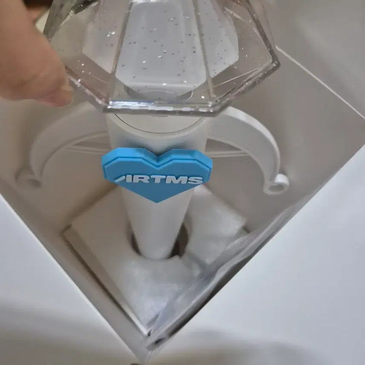 [BUNJANG] Artemis Official Light Stick / 아르테미스 응원봉
