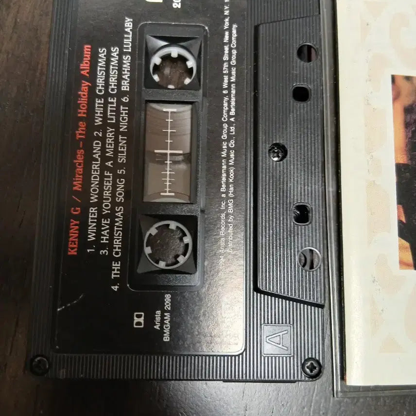 [BUNJANG] Kenny G Miracles: The Holiday Album Cassette Tape / 케니지 카세트테이프
