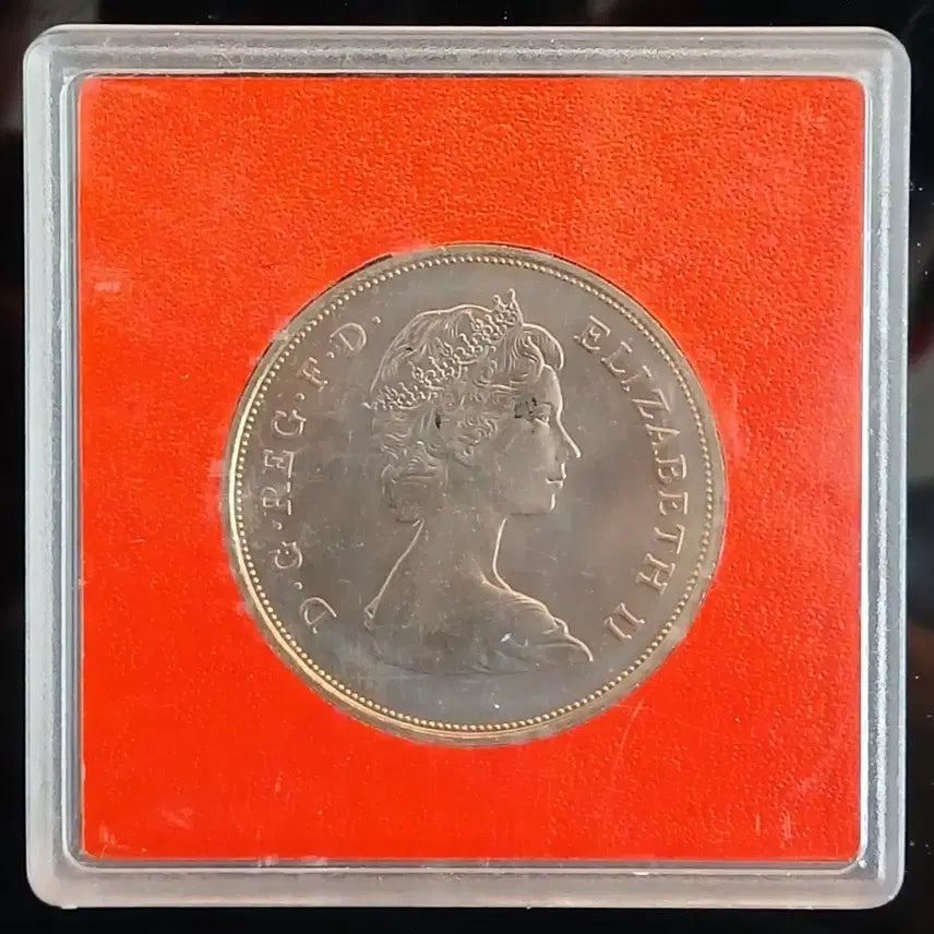 [BUNJANG] 1981 United Kingdom Royal Wedding Commemorative Coin - Charles and Diana / [메달] 1981년 영국 찰스왕세자,다이애나비 결혼 기념 주화 w1750