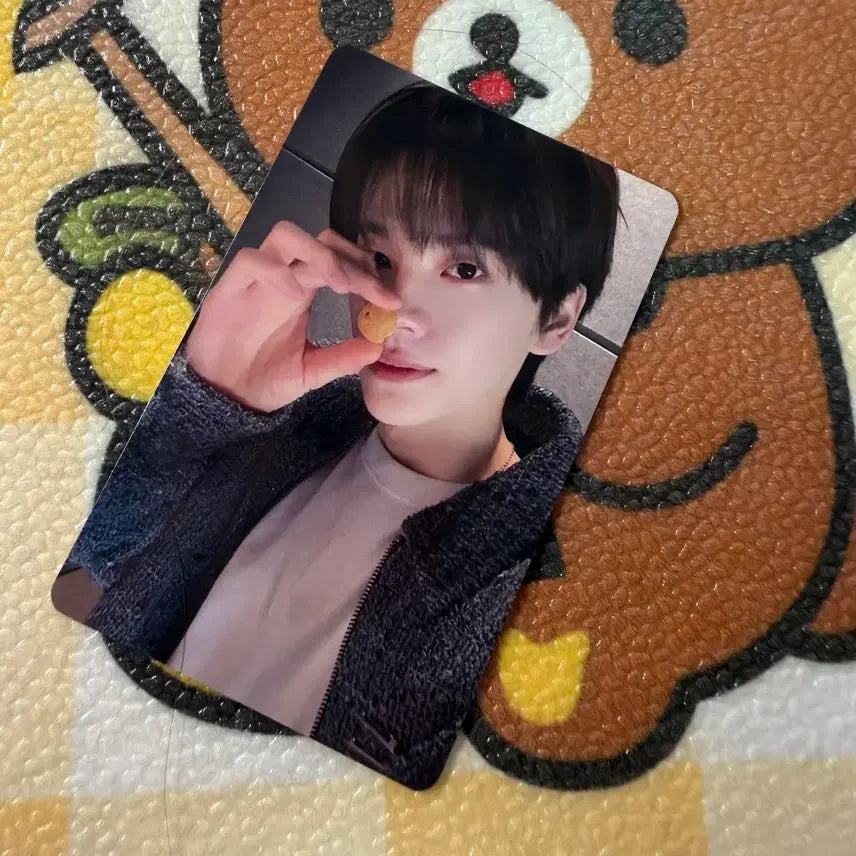 [BUNJANG] TWS Play Hard LeejeWoo Photocard / 투어스 play hard 이즈위  신유