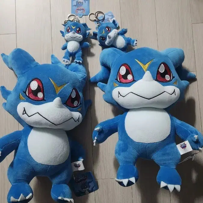 [BUNJANG] Digimon V-mon Medium Plush + Keychain Set / 파워디지몬 브이몬 중형 인형 + 키링세트