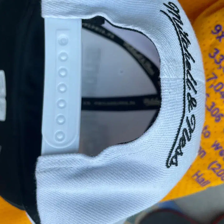[BUNJANG] Los Angeles Lakers Mitchell &amp; Ness Championship Snapback Hat / 레이커스  우승 챔피언 모자 미첼앤네스 새상품