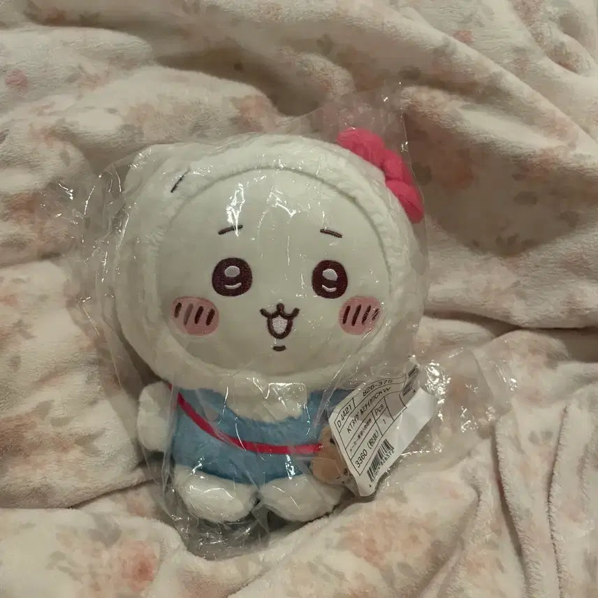 [BUNJANG] Sanrio x Chiikawa Collaboration Hello Kitty Plush Mascot Bundle Set / 산리오 치이카와 콜라보 헬로키티 누이 마스코트 일괄