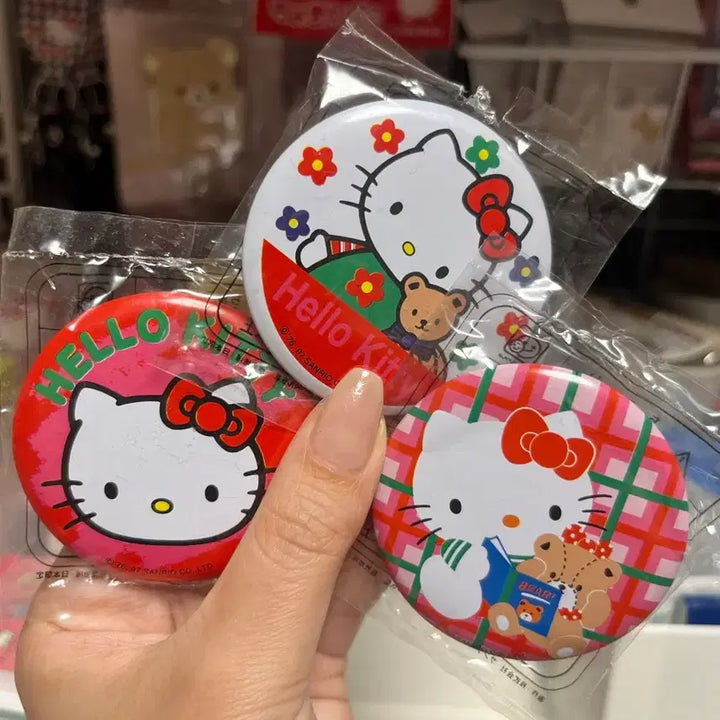 [BUNJANG] Sanrio Classic Badges Kitty, Badtz-Maru, Keroppi (1997) / 97년 산리오 고전 뱃지 키티 바츠마루 케로피